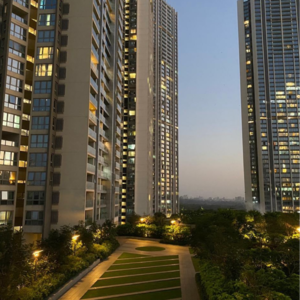 3 BHK Apartment – Exterior View View at Oberoi Realty Esquire, Gokuldham Colony - for Sale