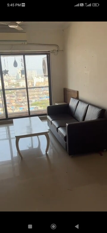 Living Room in 2 BHK Apartment at Mahim West – for Rent