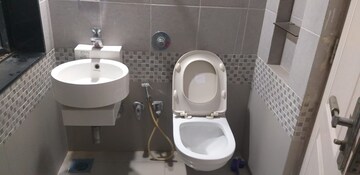 Bathroom in 2 BHK Apartment at Satellite Tower, Goregaon East – for Rent