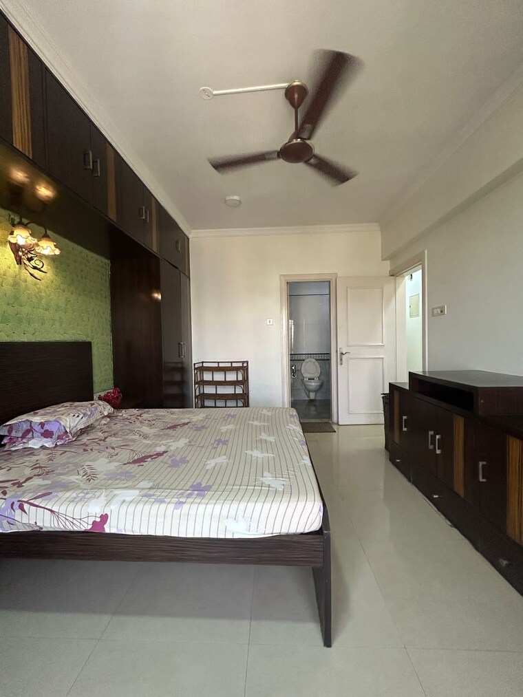 Master Bedroom, raheja-solitaire 3 Bedroom 1550 Sq.Ft. Apartment In Goregaon West Mumbai 8540080