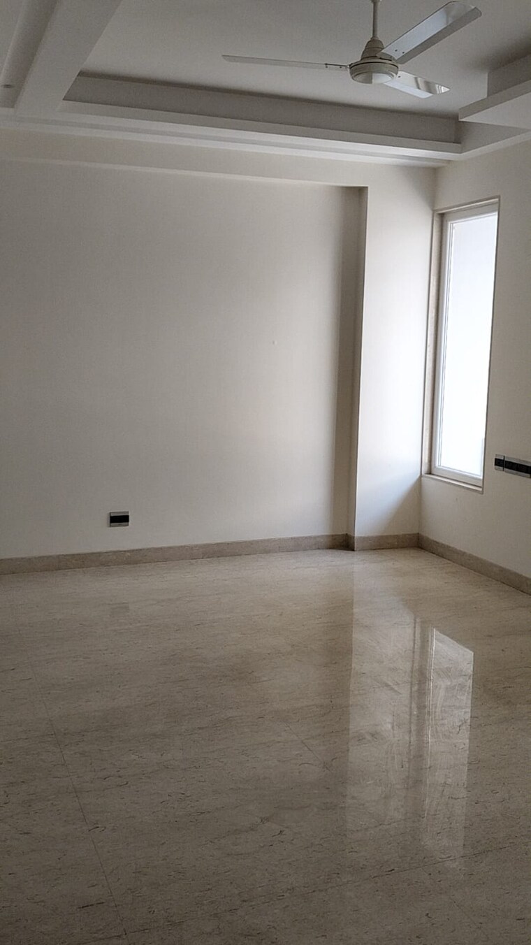 Room, godrej-air-sector-85 3 Bedroom 2129 Sq.Ft. Apartment In Sector 85 Gurgaon 8540077