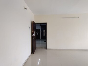 2.5 BHK Apartment For Rent in Bharat Arize, Goregaon West