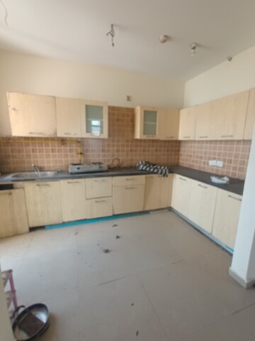 Kitchen in 2.5 BHK Apartment at Mahagun Mywoods, Sector 16c Greater Noida – for Rent