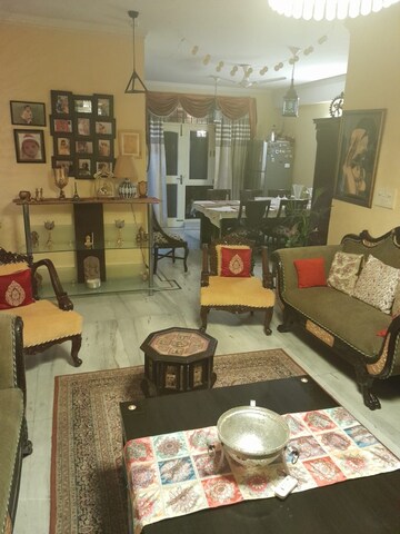 Living Room in 4 BHK Apartment at Parsvnath Srishti, Sector 93 – for Sale