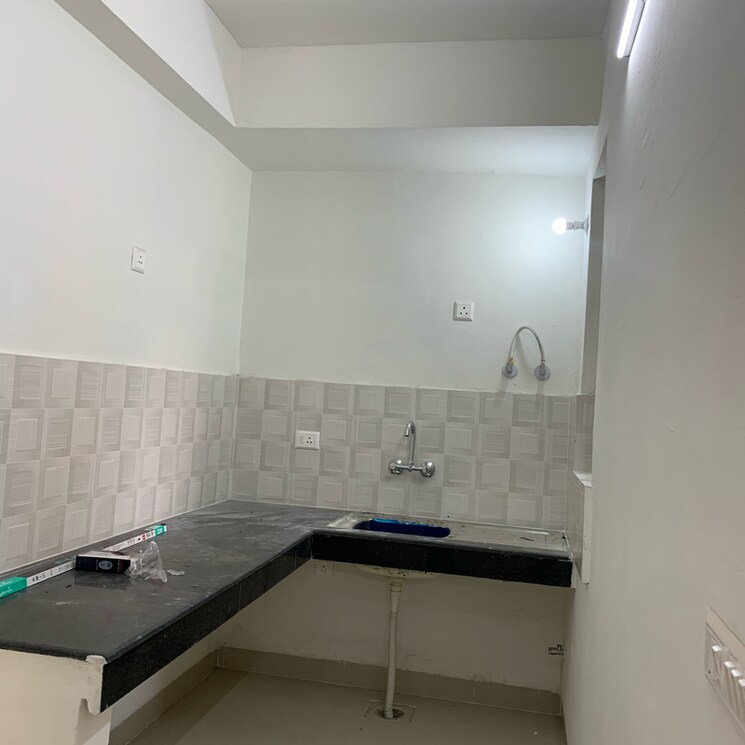 Kitchen, aditya-urban-homes 1 Bedroom 585 Sq.Ft. Apartment In Shahpur Bamheta Ghaziabad 8540226