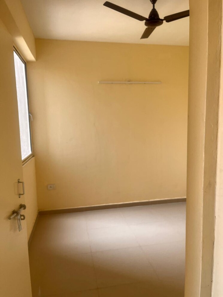 Room, conscient-habitat-78 3 Bedroom 850 Sq.Ft. Apartment In Sector 78 Faridabad 8540286