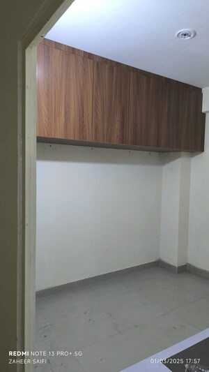 Room in 3 BHK Apartment at Conscient Habitat 78, Sector 78 – for Sale