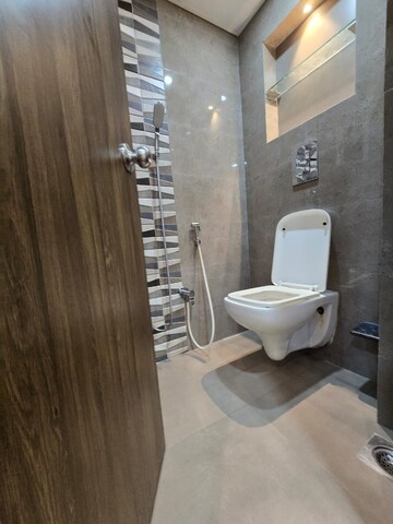 Bathroom in 2 BHK Apartment at NRI Complex Phase I, Seawoods Sector 58 – for Sale