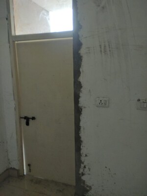 Furnished Amenities in 3 BHK Apartment at Adore Happy Homes Exclusive, Sector 86 – for Sale