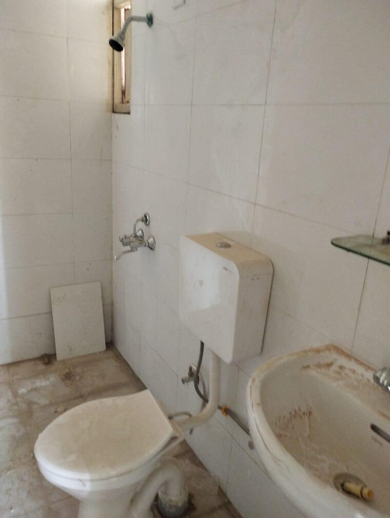 Bathroom, adore-happy-homes-exclusive 3 Bedroom 645 Sq.Ft. Apartment In Sector 86 Faridabad 8540444