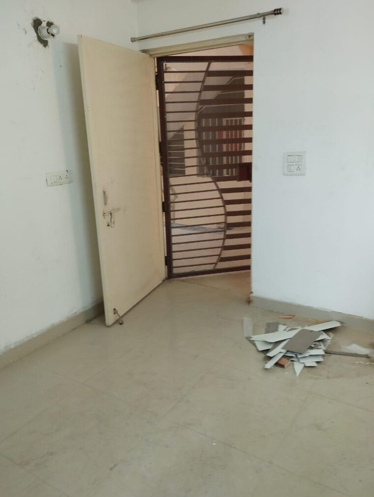 Room, adore-happy-homes-exclusive 3 Bedroom 645 Sq.Ft. Apartment In Sector 86 Faridabad 8540444