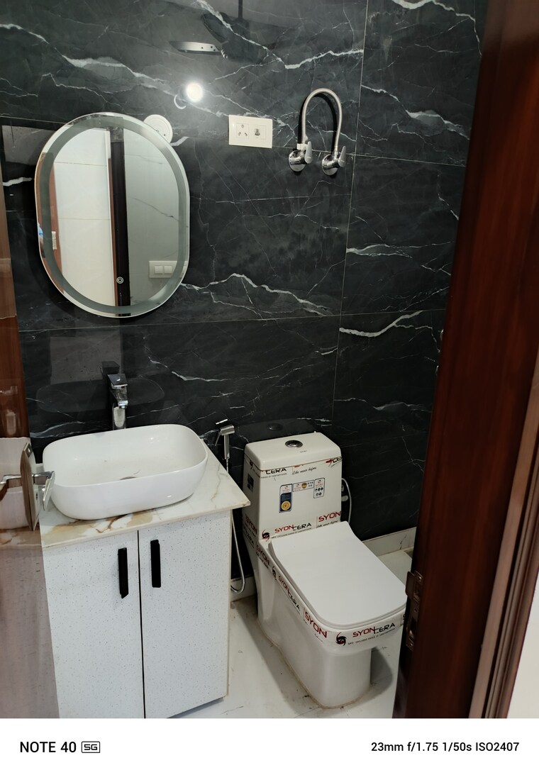Bathroom, pitampura 4 Bedroom 1150 Sq.Ft. Builder Floor In Pitampura Delhi 8540804