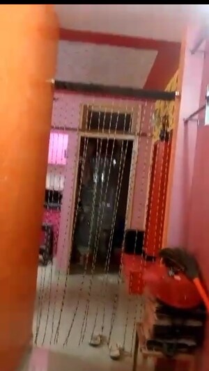 Furnished Amenities in 2.5 BHK Builder Floor at Mayur Vihar – for Sale