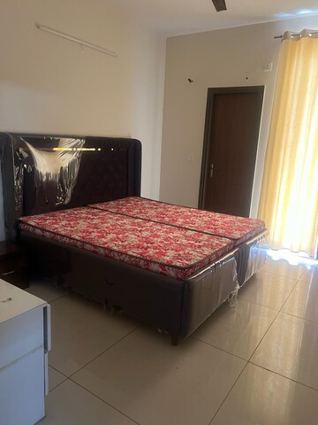 Bedroom in 3 BHK Builder Floor at Gillco Valley, Mohali Sector 127 – for Rent