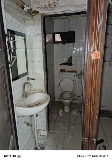 Bathroom in 2 BHK Builder Floor at Pitampura – for Rent