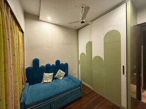 Bedroom in 2.5 BHK Apartment at Amanora Future Towers, Hadapsar – for Sale