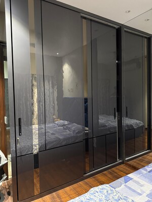 Bathroom in 2.5 BHK Apartment at Amanora Future Towers, Hadapsar – for Sale