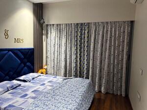 Bedroom in 2.5 BHK Apartment at Amanora Future Towers, Hadapsar – for Sale