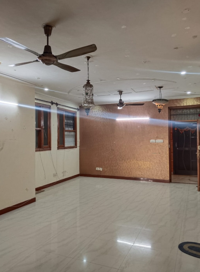 3 BHK + Pooja Room Apartment For Sale in Aakash Apartments
