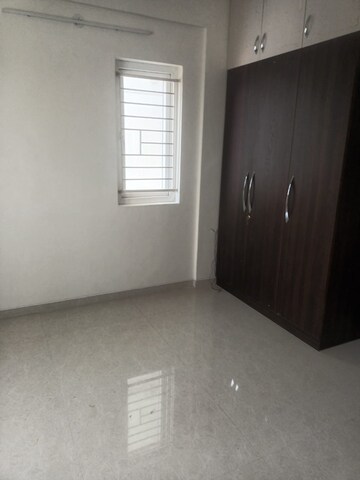 Room in 3 BHK Apartment at DSR RR Avenues, Yelahanka – for Rent