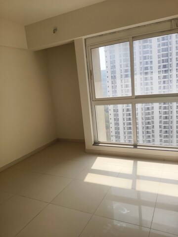 Room in 3 BHK Apartment at Godrej Emerald, Ghodbunder Road – for Rent