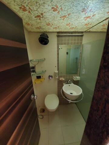 Master Bedroom in 1 BHK Apartment at Duplex Heights, Andheri West – for Rent