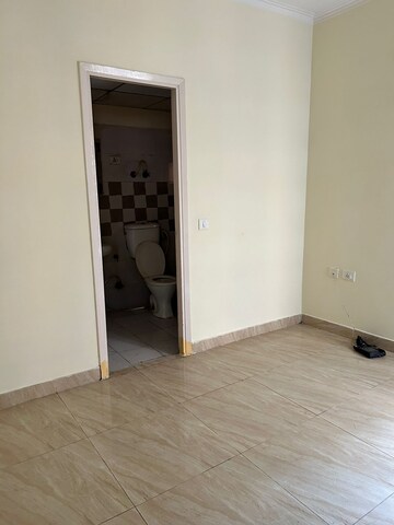 Room in 3 BHK Apartment at Sector 1 Greater Noida – for Rent