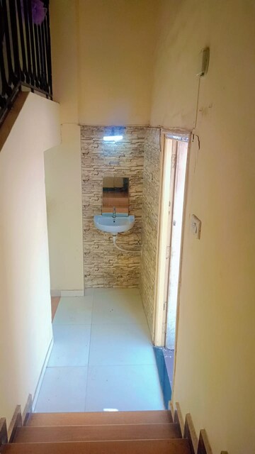 2 BHK Apartment For Rent in Prestige High Fields, Gachibowli