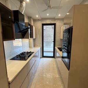 Building Lobby in 4 BHK Builder Floor at Paras Trinity, Sector 63 – for Sale