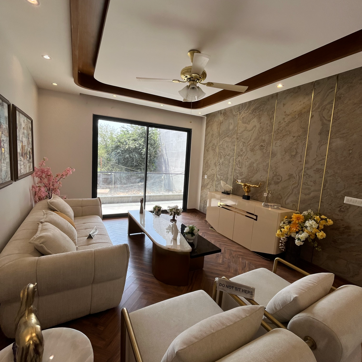 4 BHK + Study Room 2250 Sq.Ft. Builder Floor in Paras Trinity