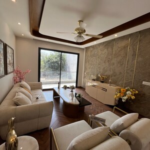 4 BHK Builder Floor For Sale in Paras Trinity, Sector 63