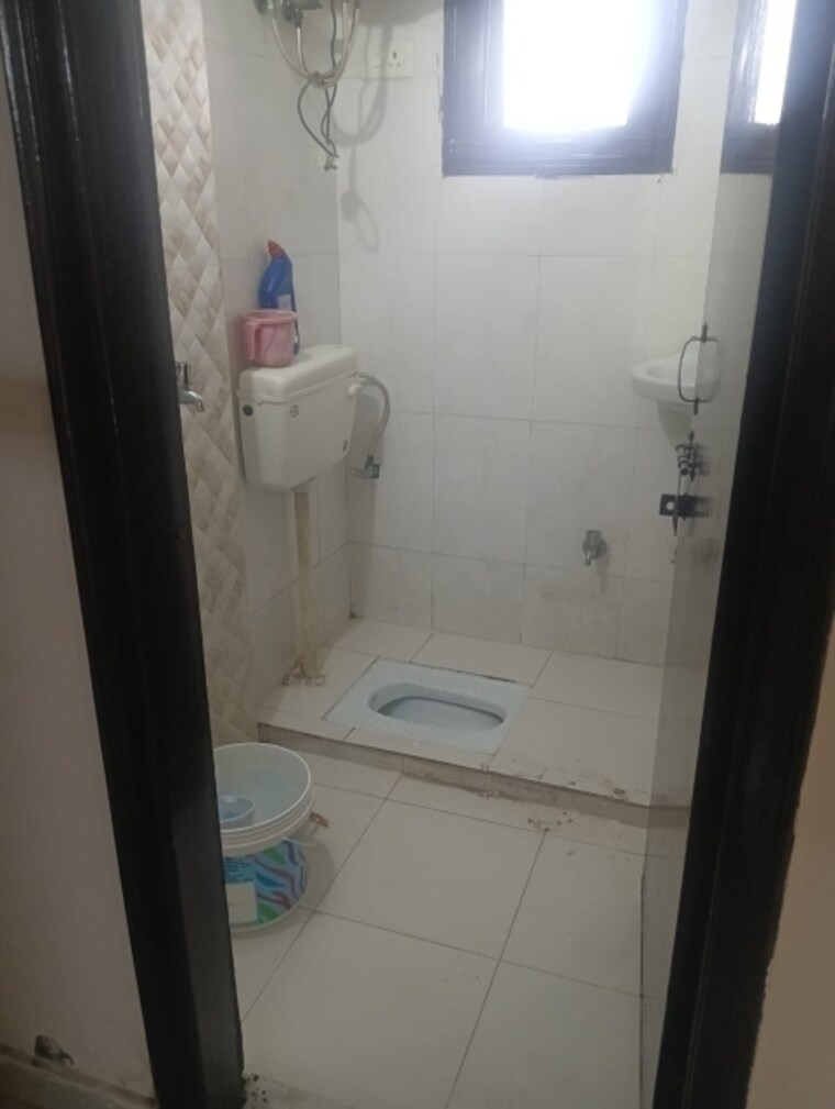 Bathroom, sector 7 dwarka 2 Bedroom 750 Sq.Ft. Apartment In Sector 7 Dwarka Delhi 8541212