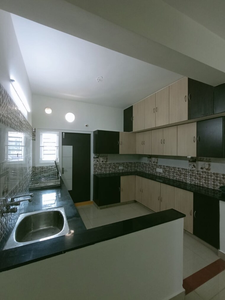 Kitchen, sas-diamond-towers 4 Bedroom 4201 Sq.Ft. Apartment In Financial District Hyderabad 8541240