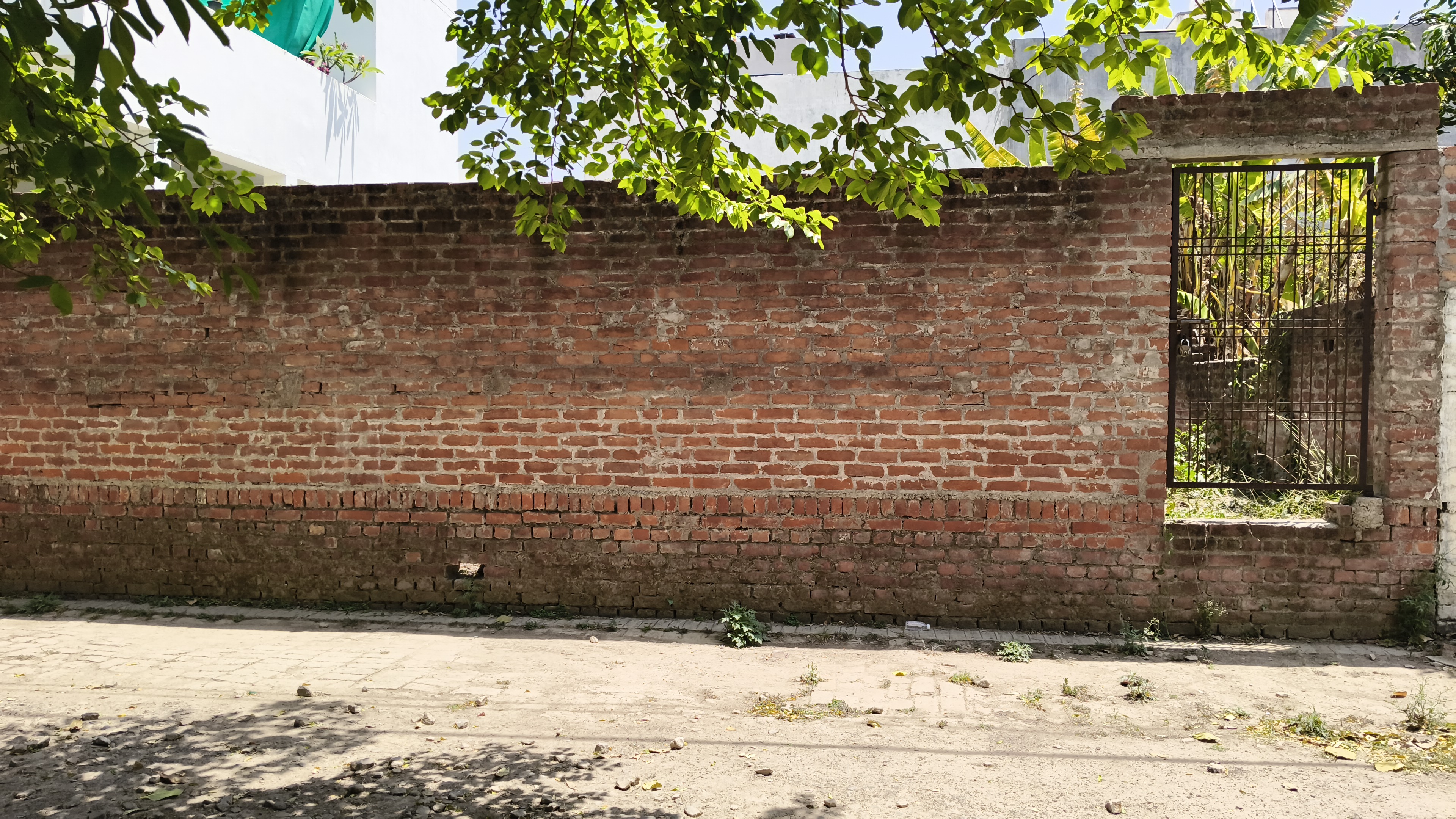 Plot For Sale in Unitech South City