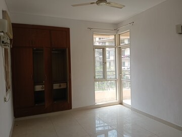 Building Lobby in 3 BHK Apartment at Eldeco Olympia, Sector 93a – for Rent