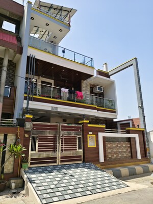 3.5 BHK Villa For Sale in Sharda Nagar