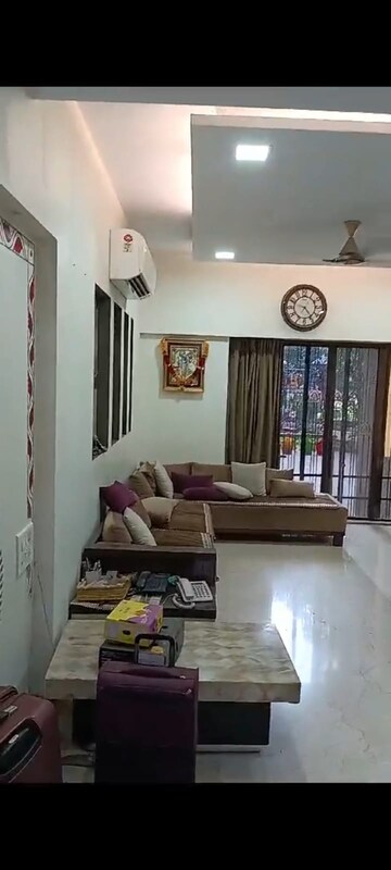 Living Room in 4 BHK Villa at Shreeji Ville Co-operative Housing Society Ltd, Panch Pakhadi – for Rent