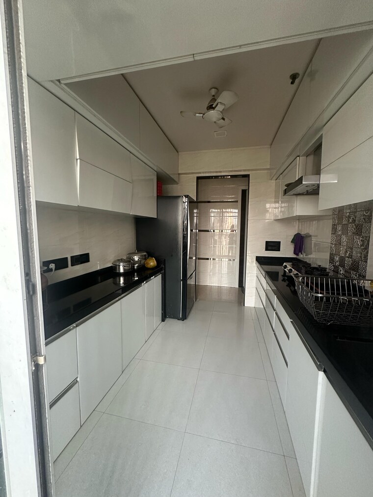 Kitchen, courtyard-by-narang-realty-and-the-wadhwa-group 2 Bedroom 800 Sq.Ft. Apartment In Pokhran Road No Two Thane 8541284