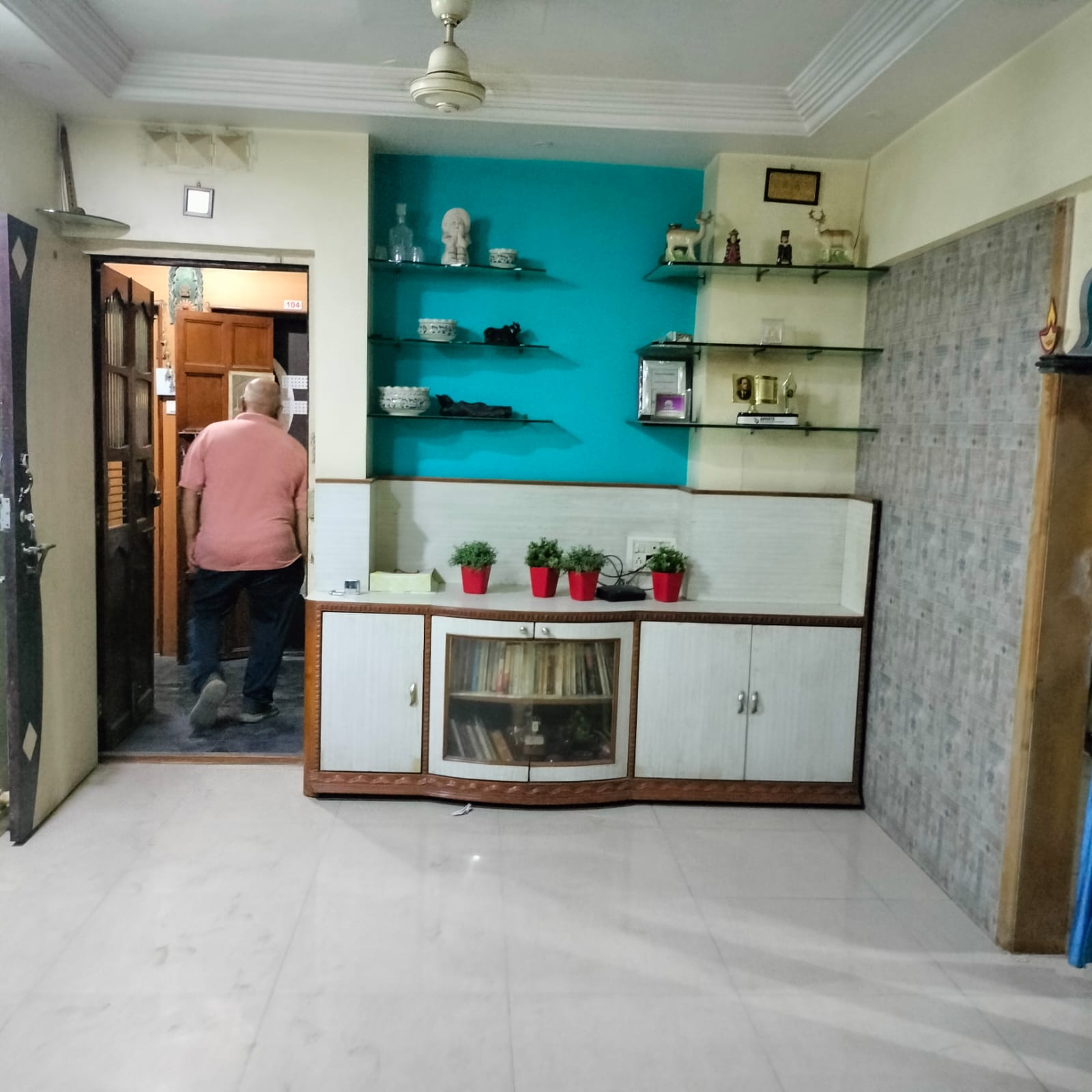 1 BHK 480 Sq.Ft. Apartment in Tulsidham Complex