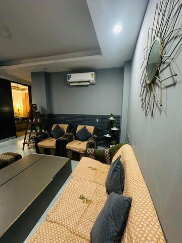 Master Bedroom in 3 BHK Builder Floor at Chattarpur – for Rent
