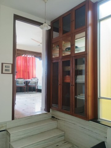 Room in 2 BHK Builder Floor at Green Park – for Rent