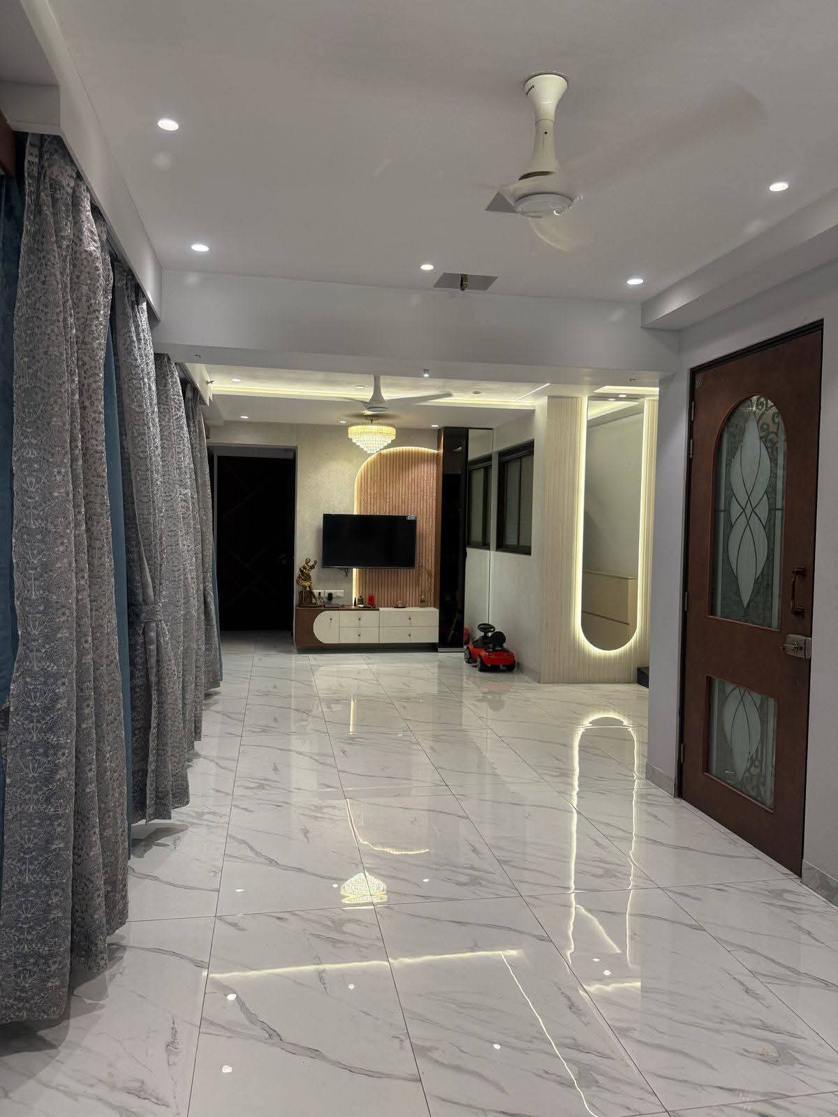 3 BHK 1500 Sq.Ft. Apartment in Raymond Premium I