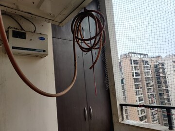 Furnished Amenities in 2 BHK Apartment at Divyansh Flora, Sector 16c Greater Noida – for Rent