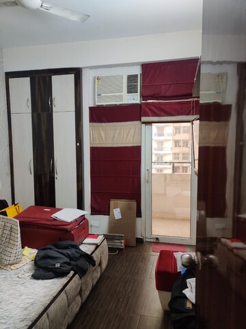 Master Bedroom in 2 BHK Apartment at Divyansh Flora, Sector 16c Greater Noida – for Rent