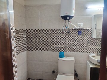 Bathroom in 2 BHK Apartment at Divyansh Flora, Sector 16c Greater Noida – for Rent