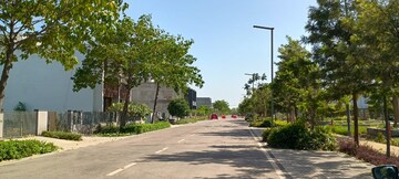  Plot – Exterior View View at Gt Road - for Sale