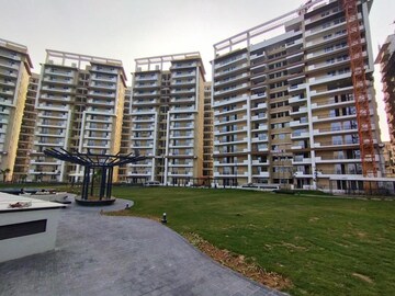 3 BHK Apartment For Sale in Uptown Insignia, International Airport Road