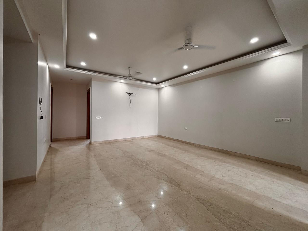 3 BHK + Pooja Room Builder Floor For Sale in Unitech South City 1