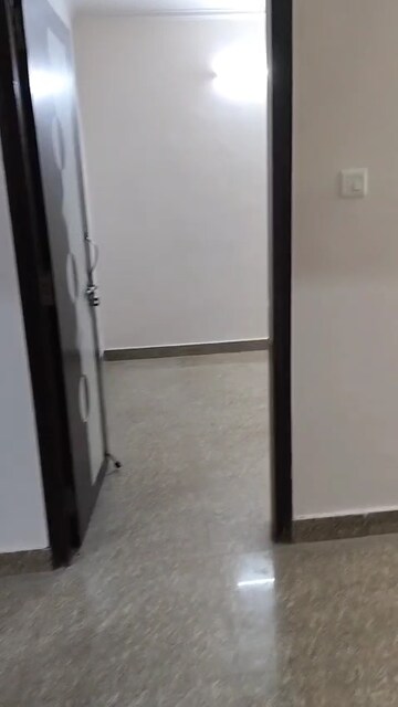 Room in 2 BHK Builder Floor at Mehrauli – for Rent