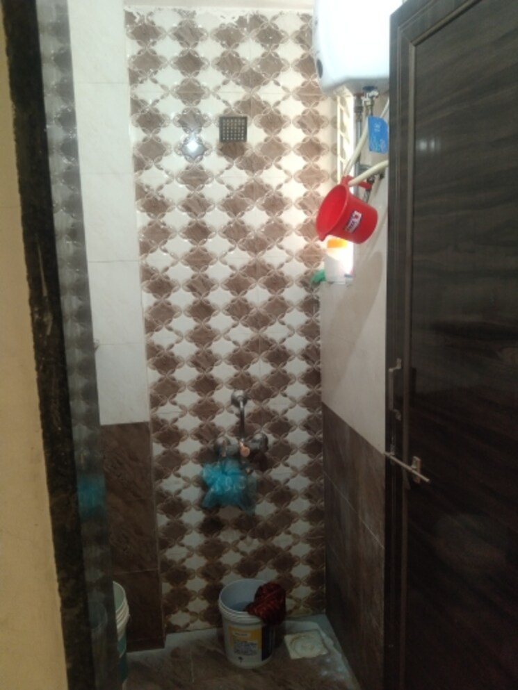 Bathroom, mig-colony-gokhalenagar 1 Bedroom 550 Sq.Ft. Apartment In Gokhalenagar Pune 8541515